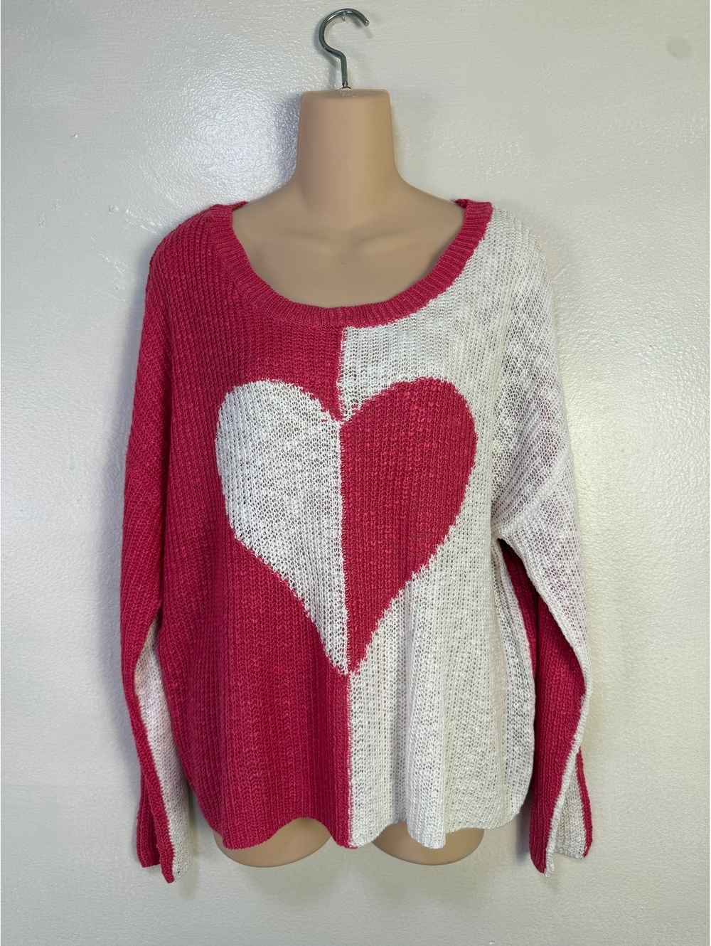 Miracle S/M Red and White Heart Pattern Knit Sweater S/M